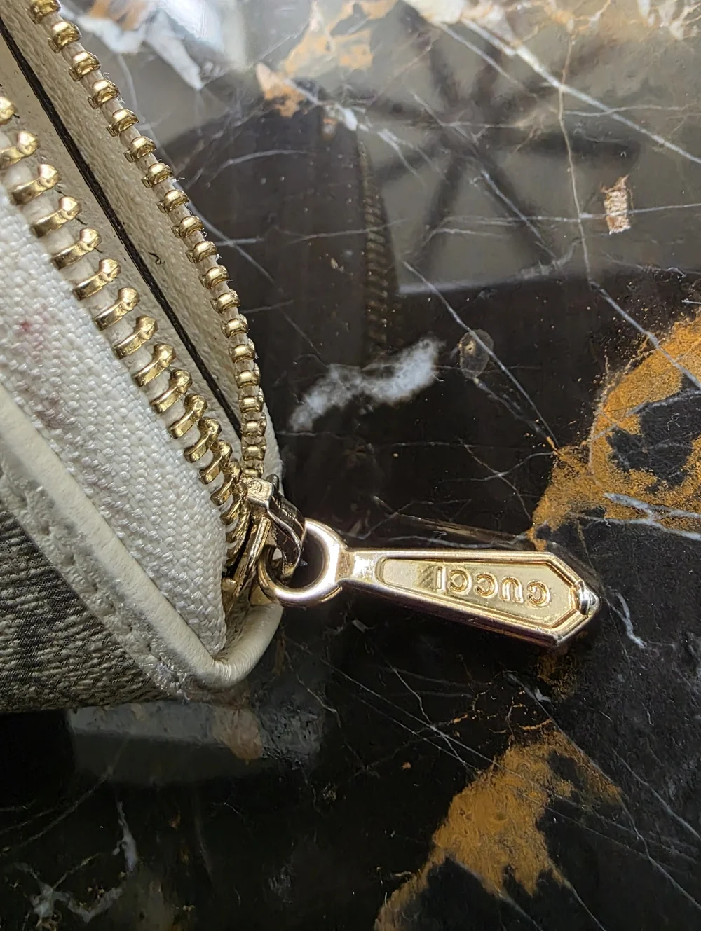 Gucci Horsebit Nuetral Tone Long Wallet 7.5x4 ZIPPER BROKEN - Picture 5 of 12